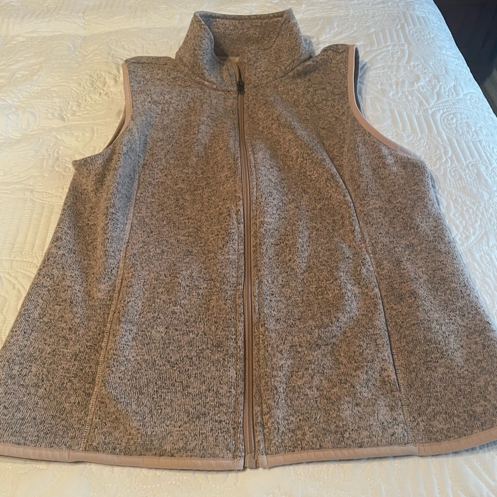 Bass Sweater Vest